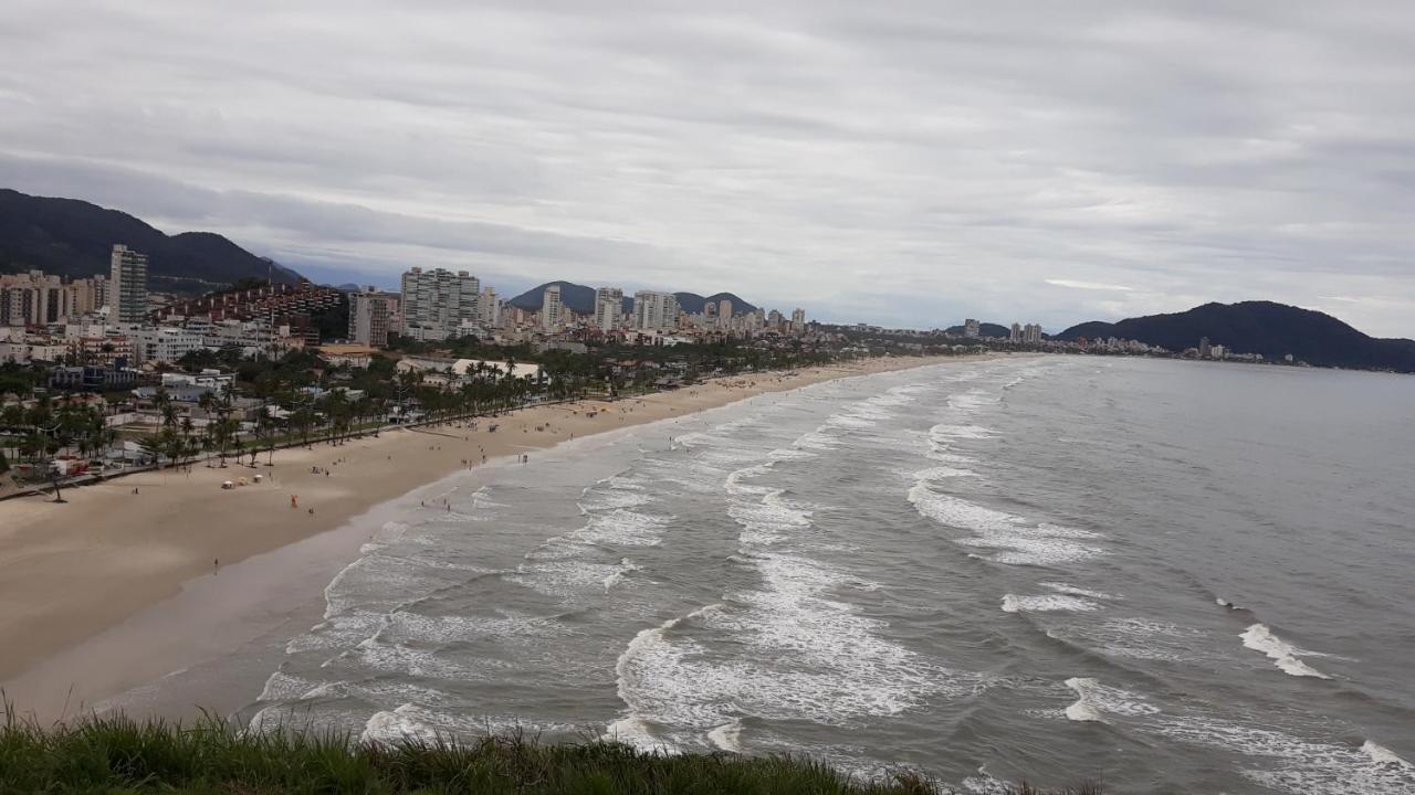 Otimo Apto Em Pitangueiras A Uma Quadra Da Praia C/ 2 Vagas E Ar Condicionado. Guarujá Buitenkant foto